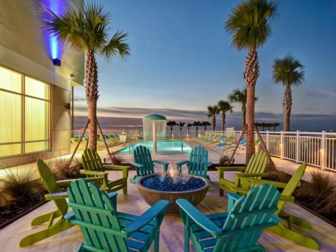 Holiday Inn Express & Suites Galveston Beach